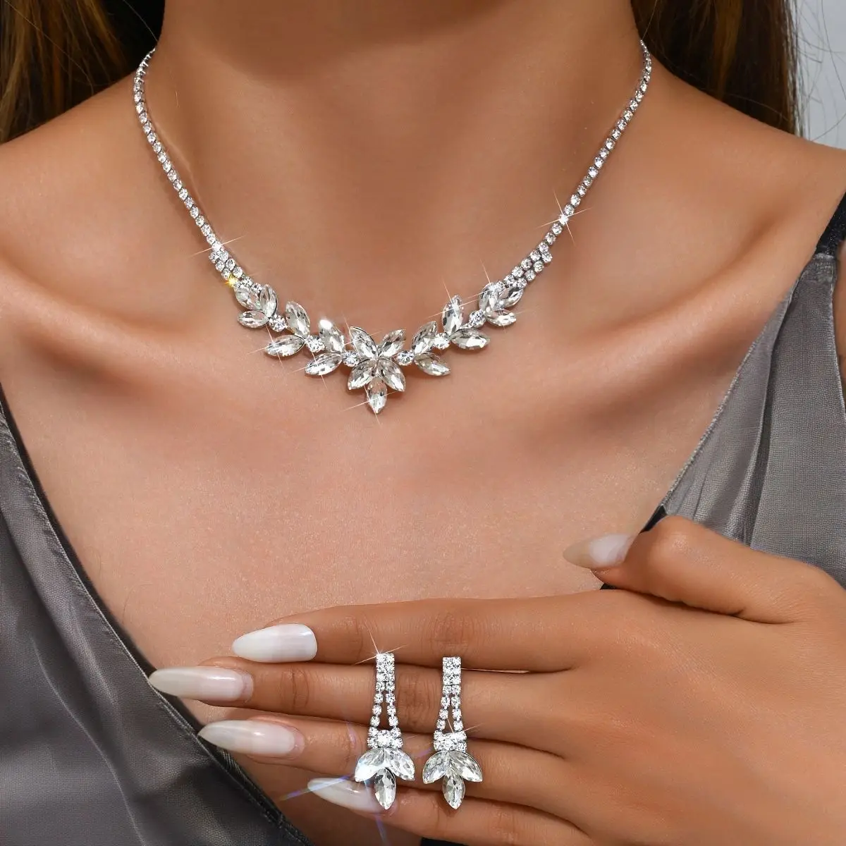 Exquisite Rhinestone Choker Ea - Body Jewelry Earrings recension och pris